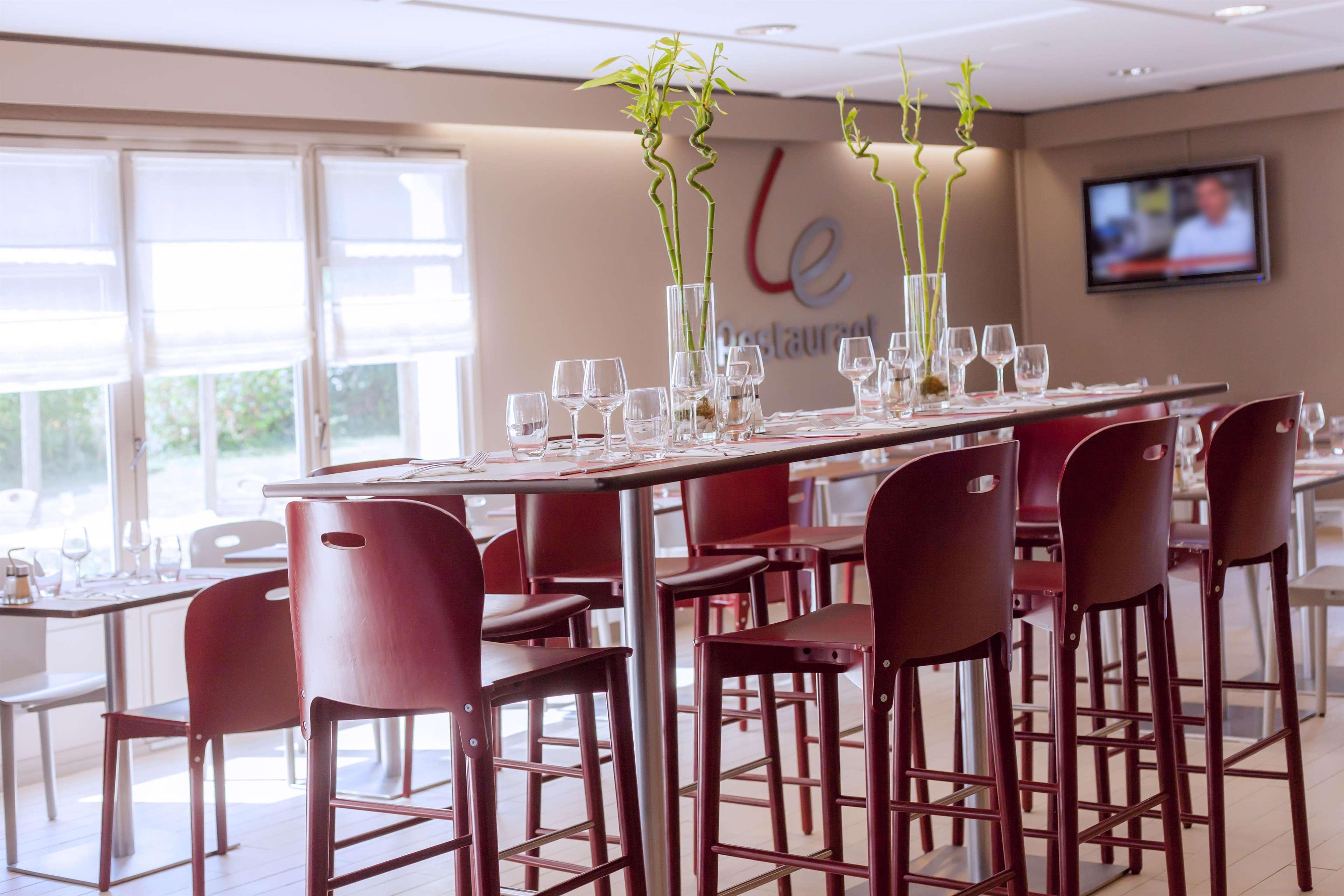 Campanile Angers Ouest - Beaucouze Hotell Exteriör bild