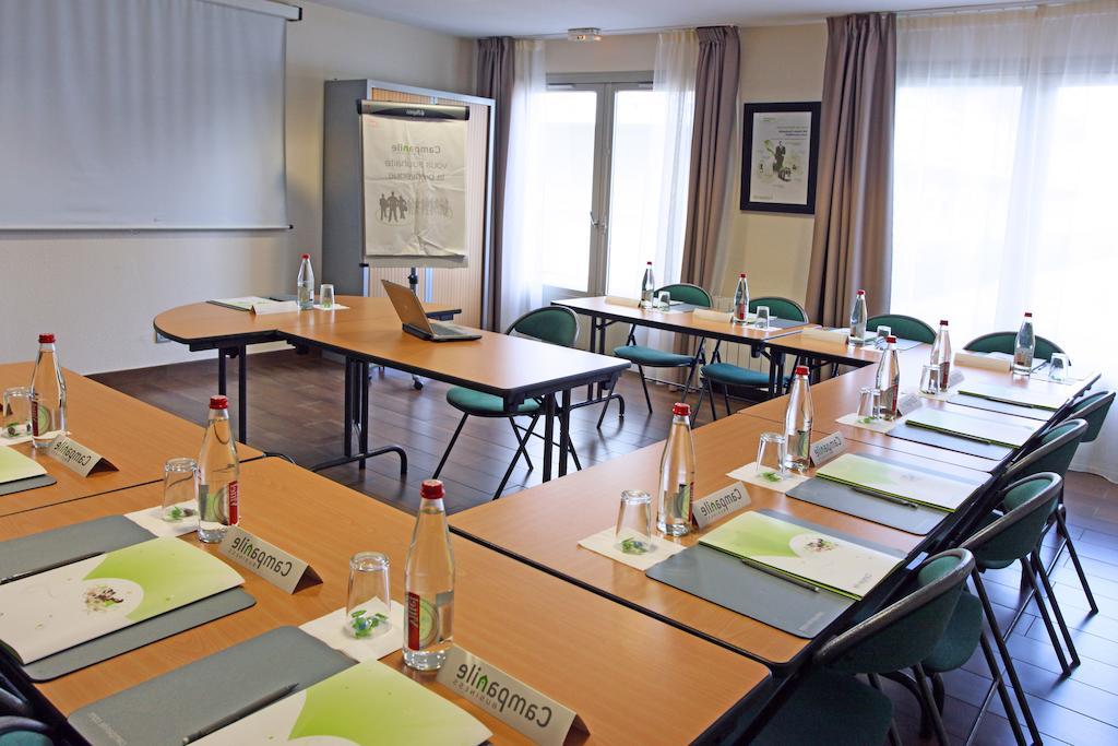 Campanile Angers Ouest - Beaucouze Hotell Exteriör bild