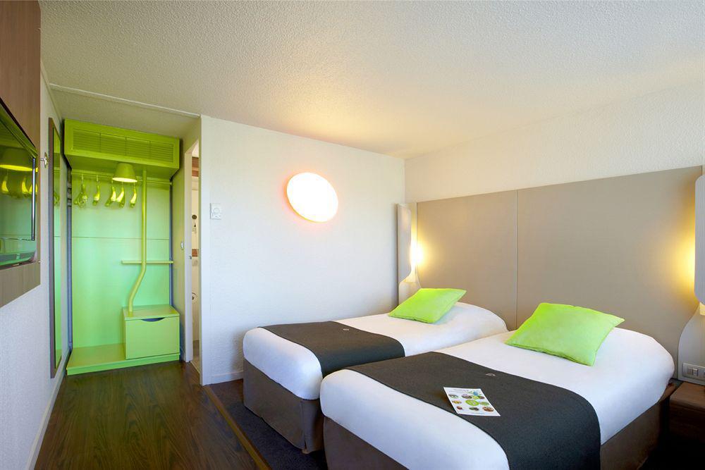 Campanile Angers Ouest - Beaucouze Hotell Rum bild
